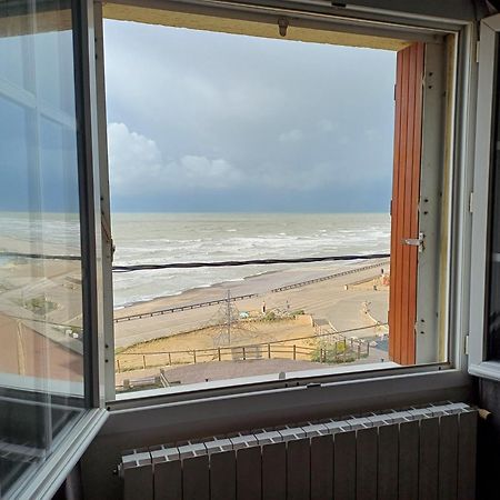 Au Gre Des Marees 2 Appartement Face A La Mer 2Eme Etage Ault Ngoại thất bức ảnh