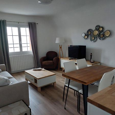 Au Gre Des Marees 2 Appartement Face A La Mer 2Eme Etage Ault Ngoại thất bức ảnh