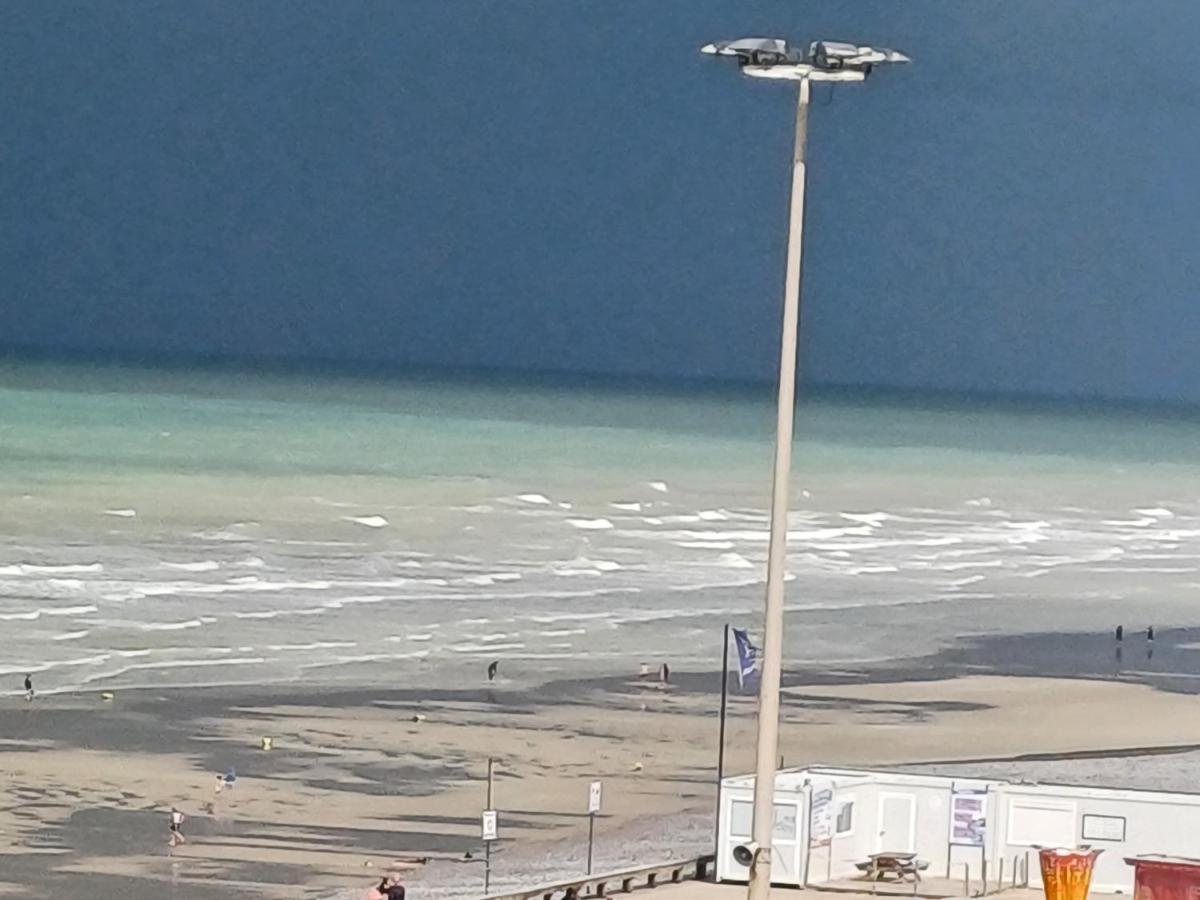 Au Gre Des Marees 2 Appartement Face A La Mer 2Eme Etage Ault Ngoại thất bức ảnh